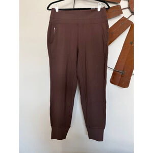 Athleta Brooklyn Jogger Size M Chocolate Brown EUC